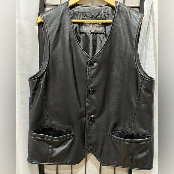 VINTAGE Wilsons Leather Classic Black BIKERS VEST MENS SIZE L